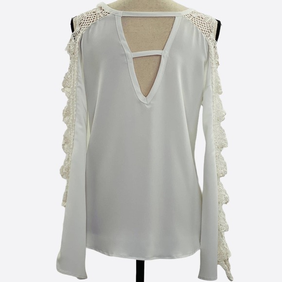 LE Lis White Crochet Lace Cut-Out Blouse Small - Picture 4 of 12